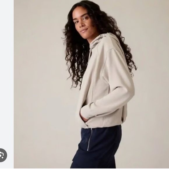 Athleta Seasoft bubble hem hoodie - Picture 2 of 7